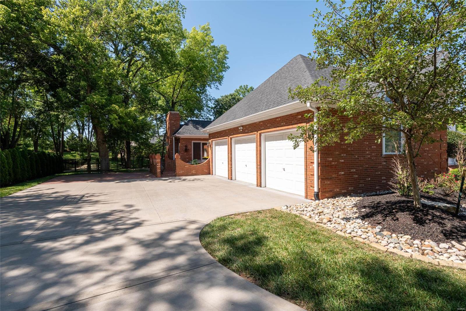 Country Club Hills - Residential