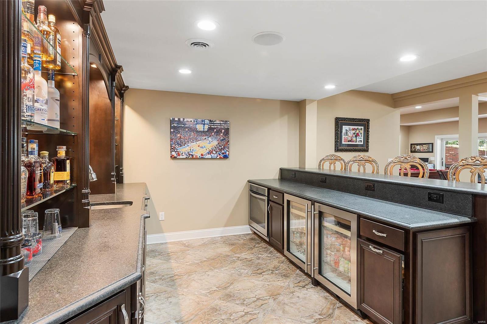 Country Club Hills - Residential