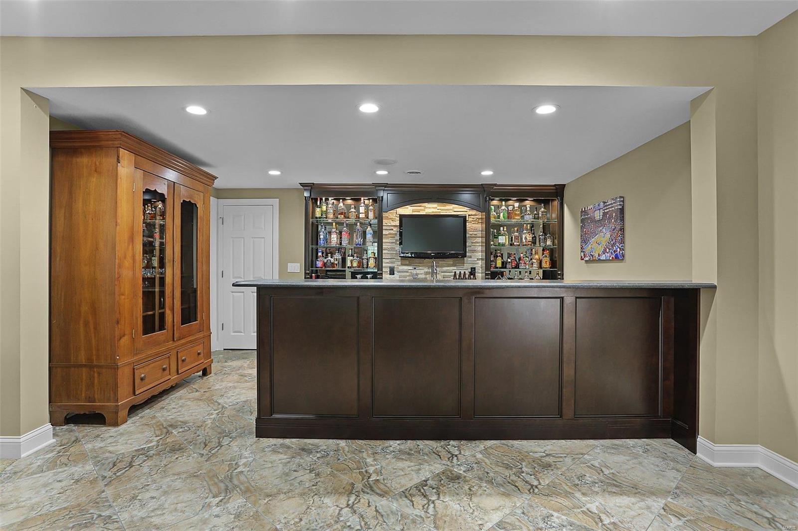 Country Club Hills - Residential