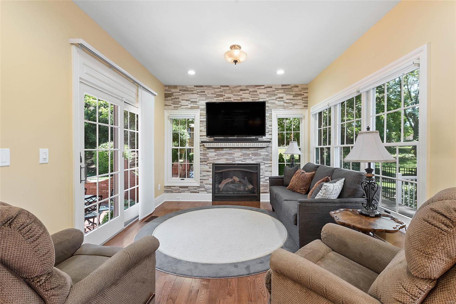 Country Club Hills - Residential