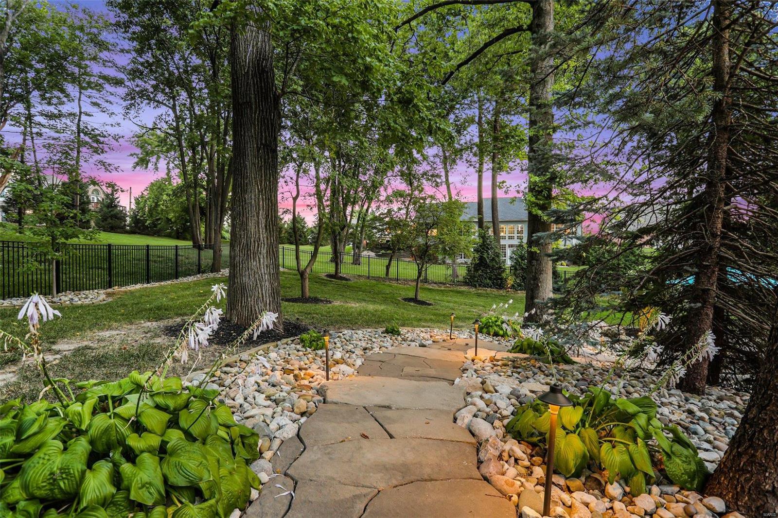 Country Club Hills - Residential