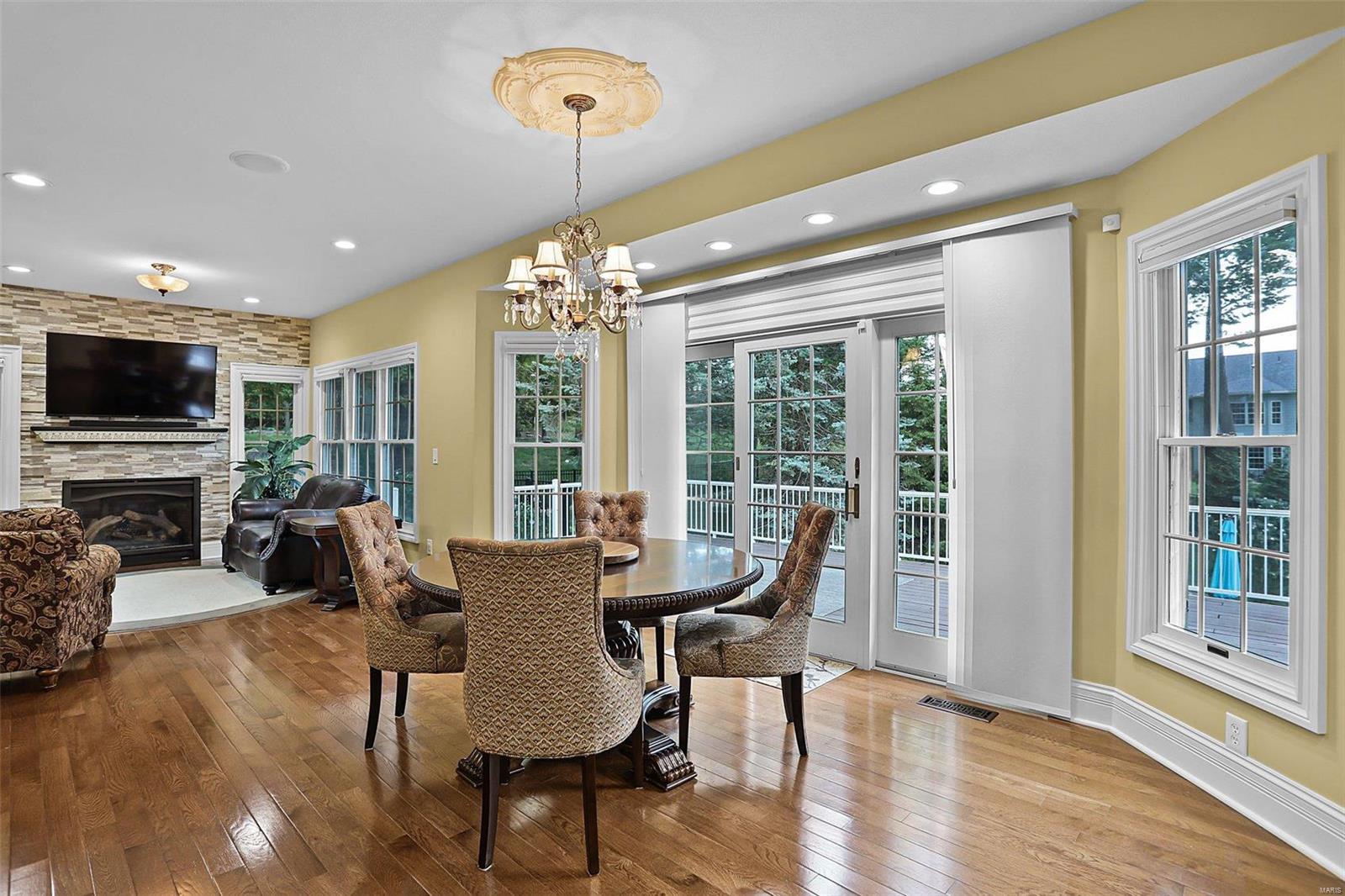 Country Club Hills - Residential