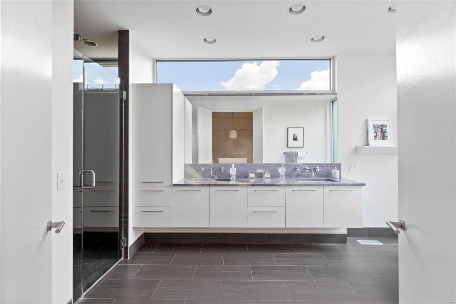 Ladue - Residential