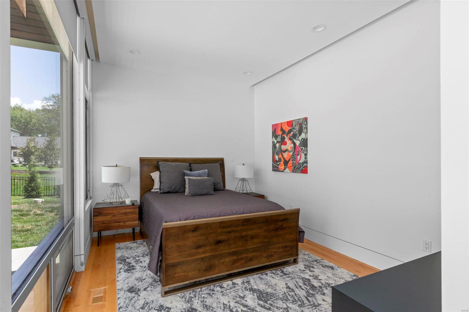 Ladue - Residential