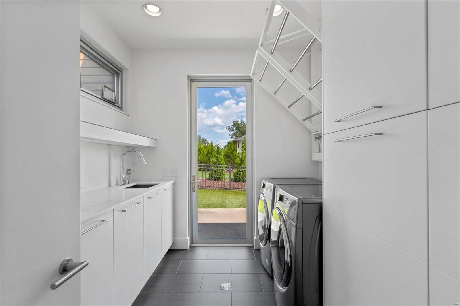 Ladue - Residential