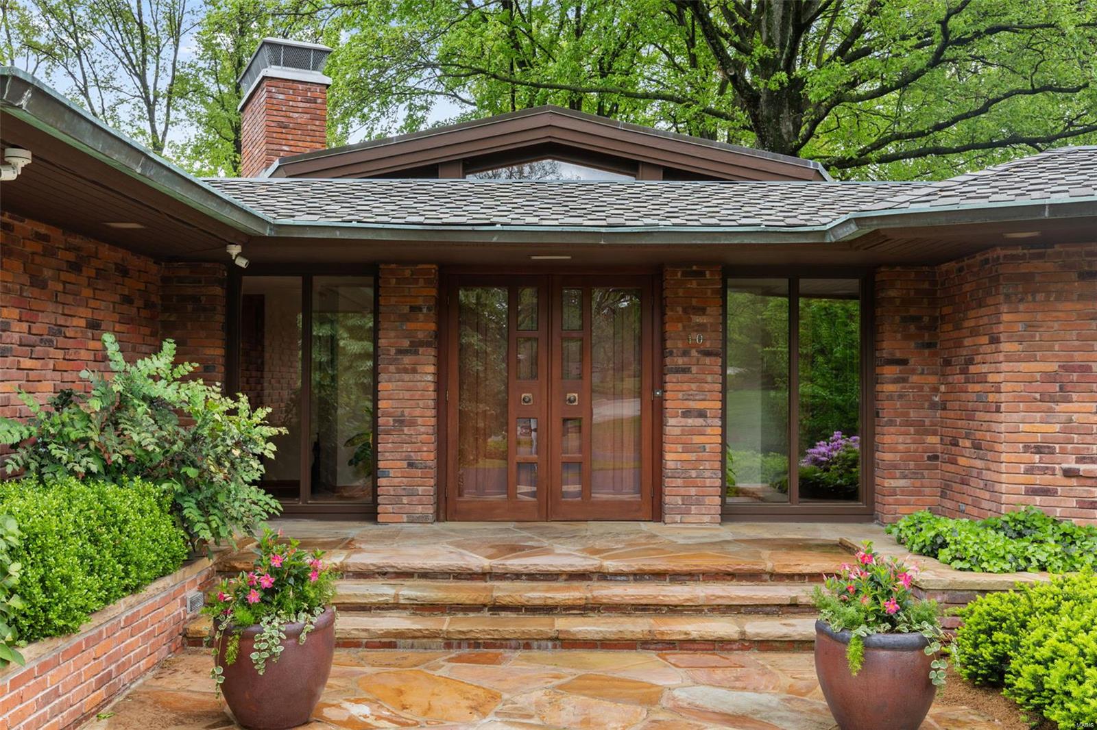 Country Estates Place - Residential