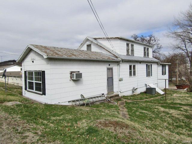 n/a - Commercial Sale