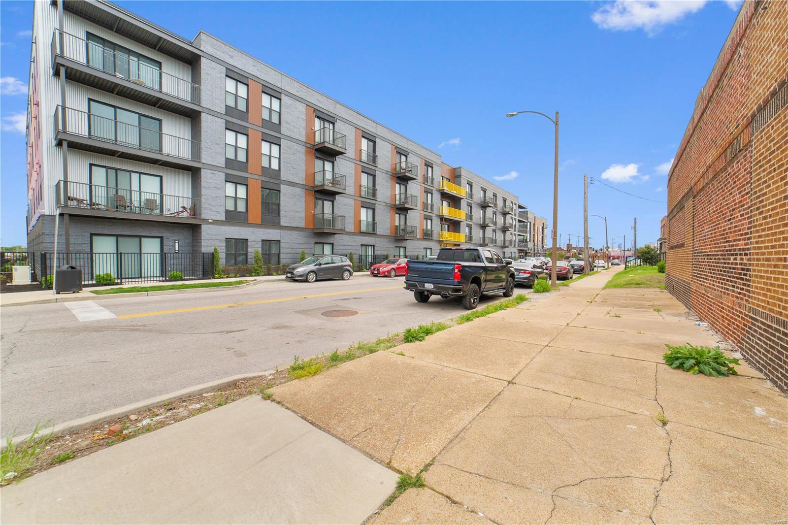 St. Louis City - Commercial Sale