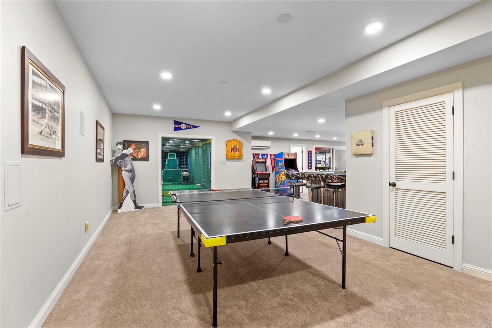 Kingspointe 2B - Residential