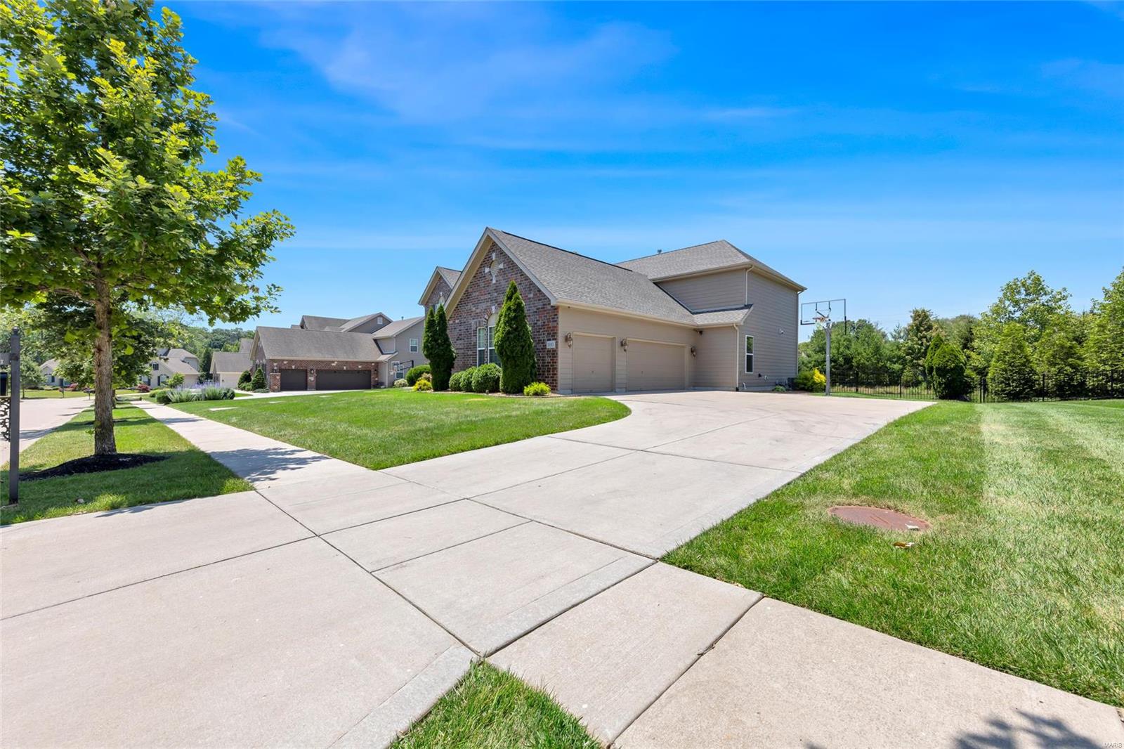 Arbors At Wildhorse Creek The - Residential