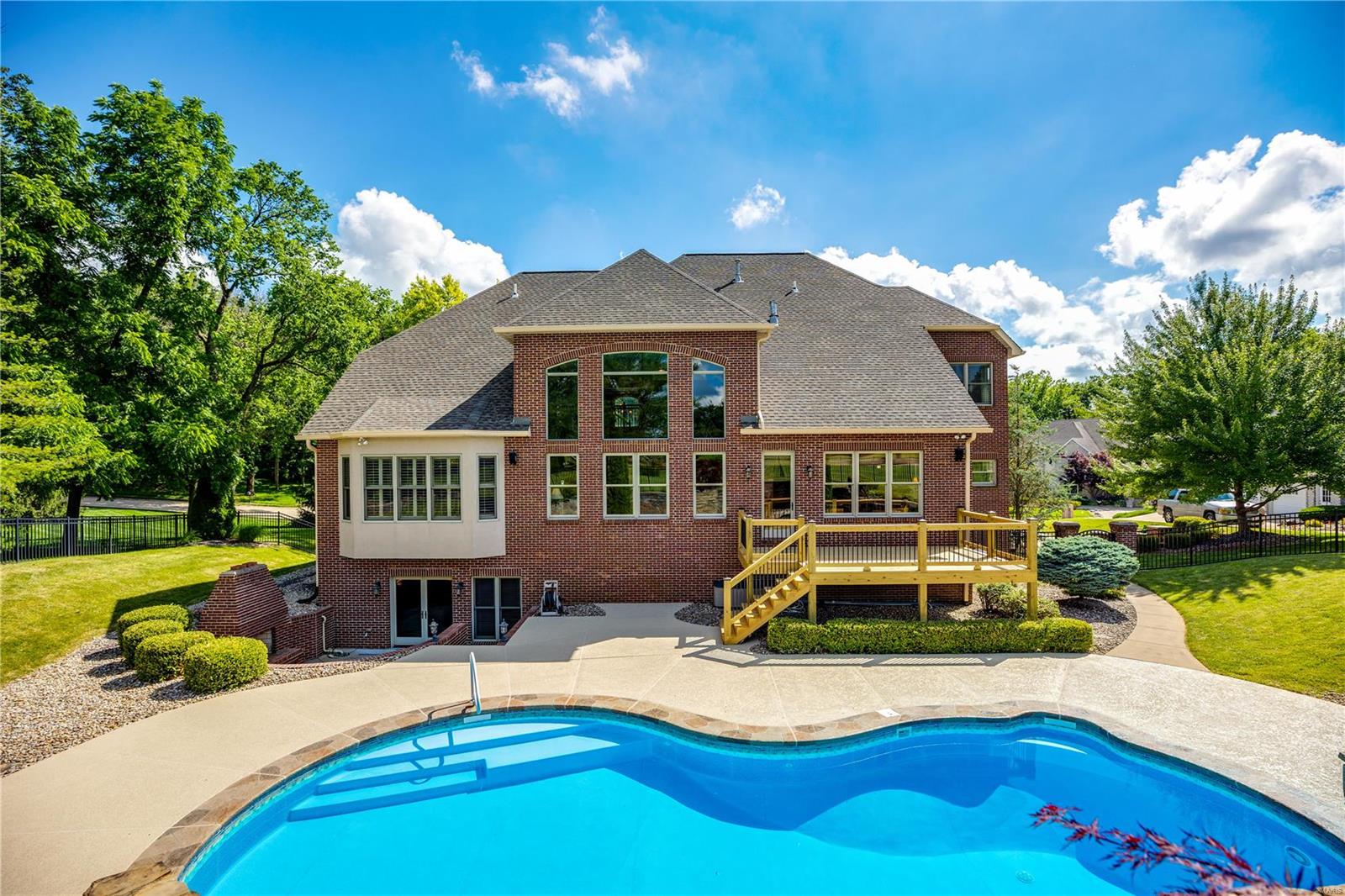 Sunset Hills Estate - Residential