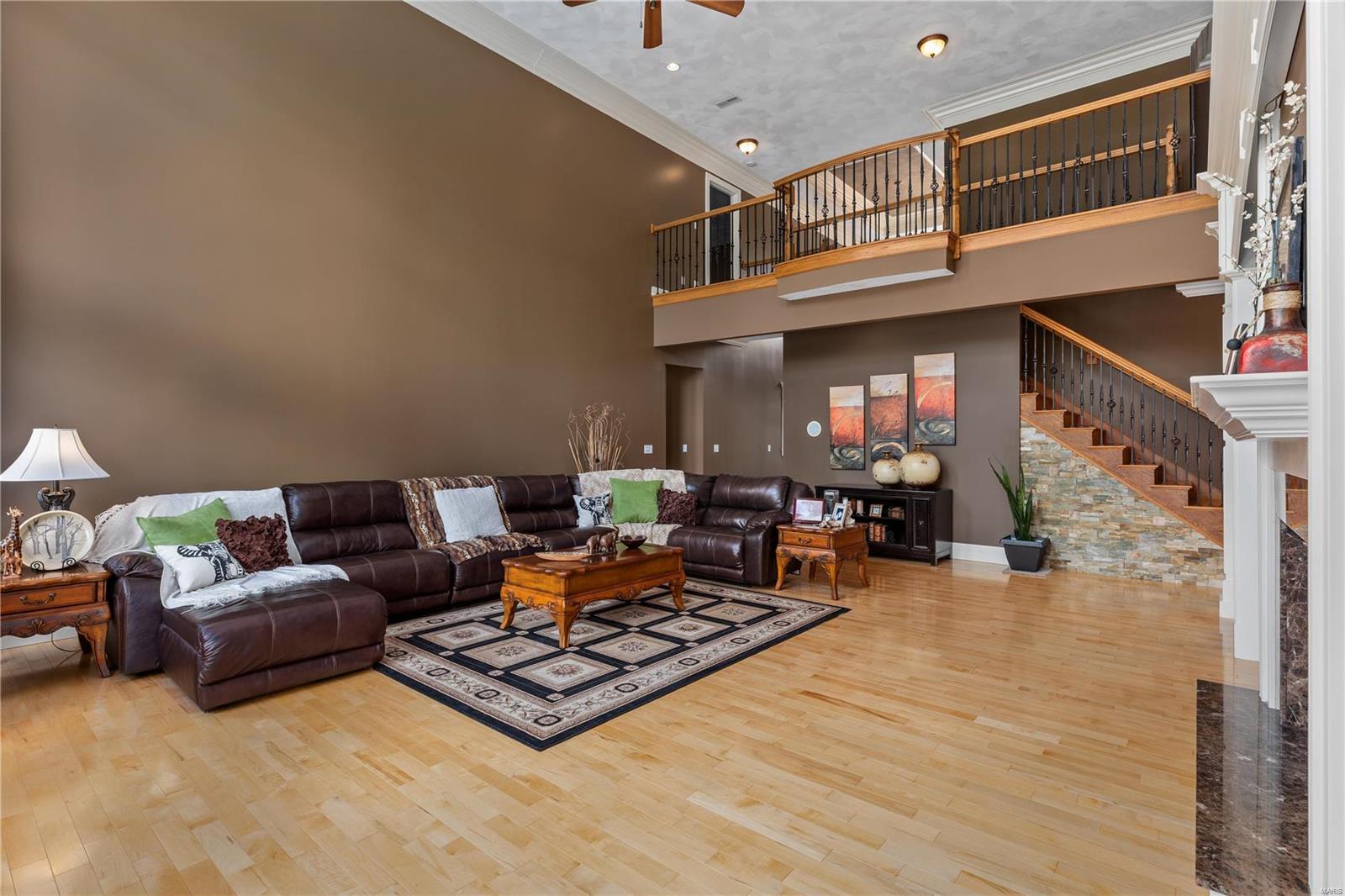 Sunset Hills Estate - Residential