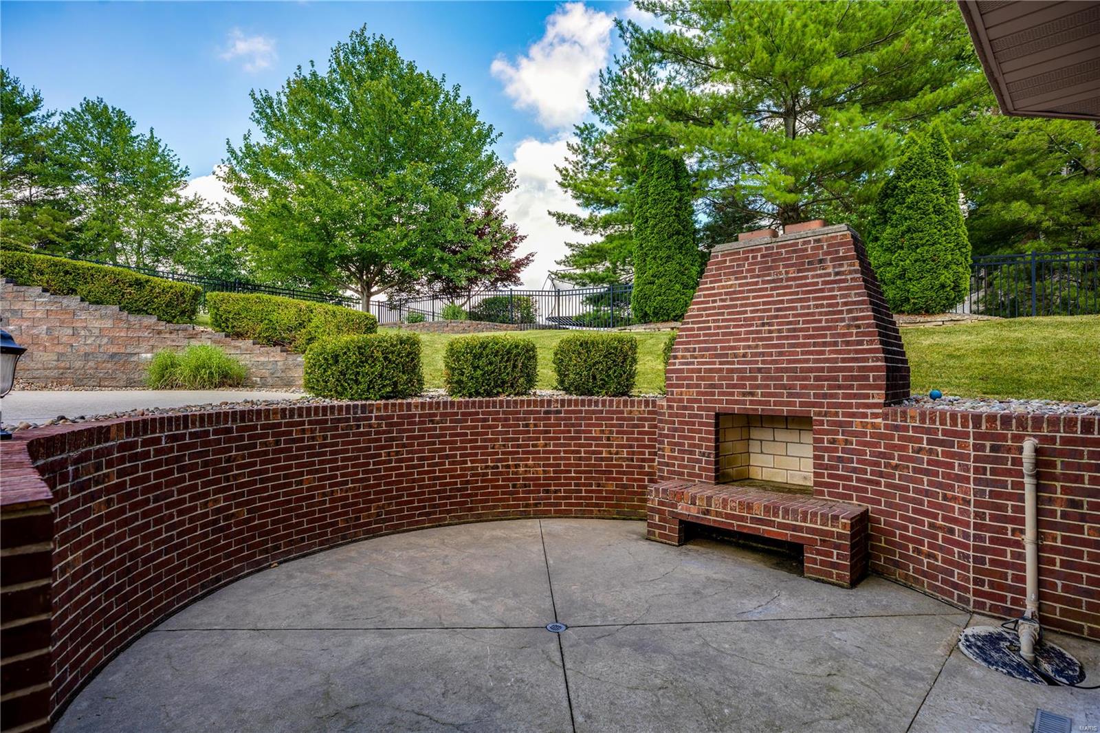 Sunset Hills Estate - Residential