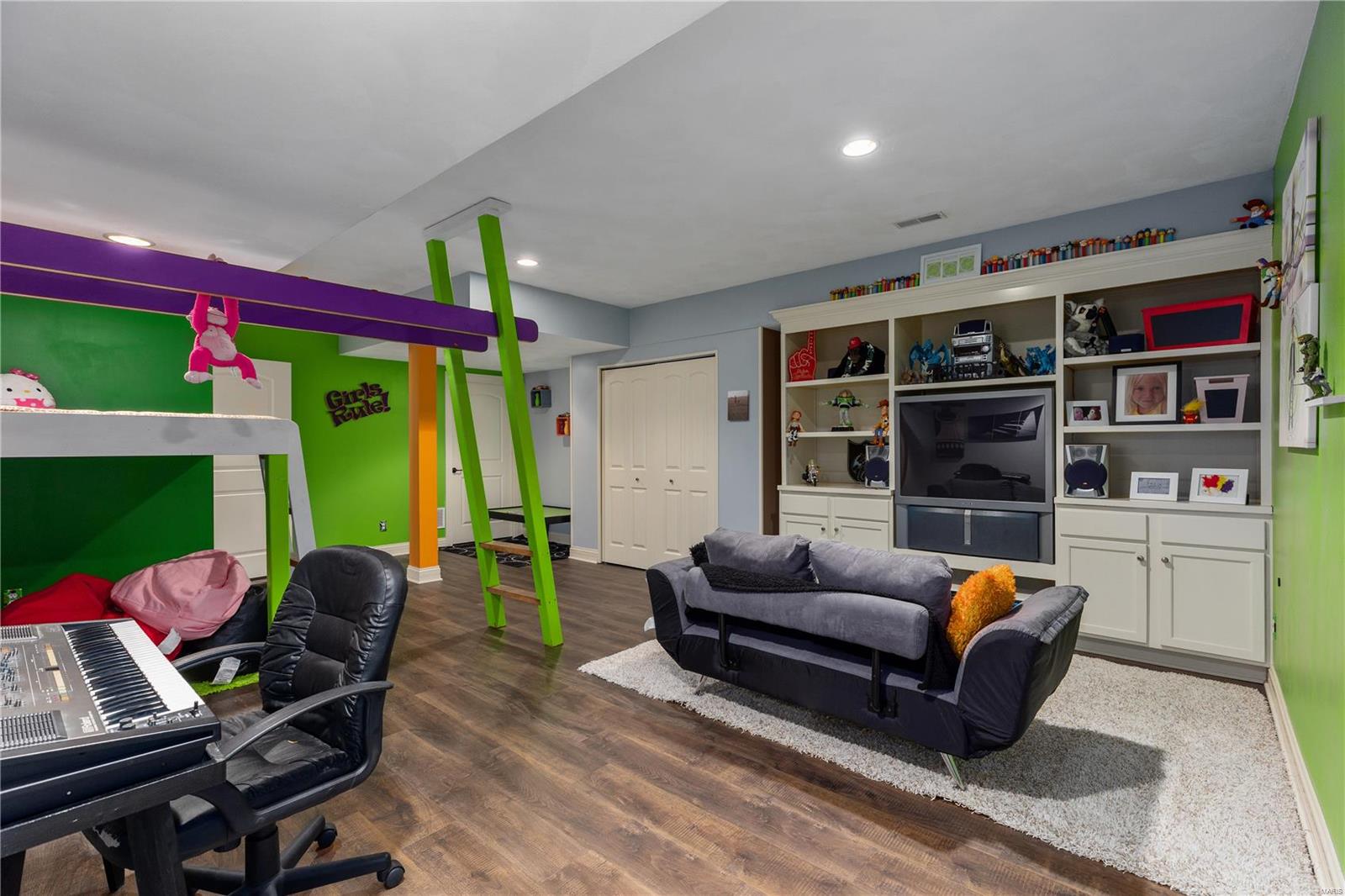Sunset Hills Estate - Residential