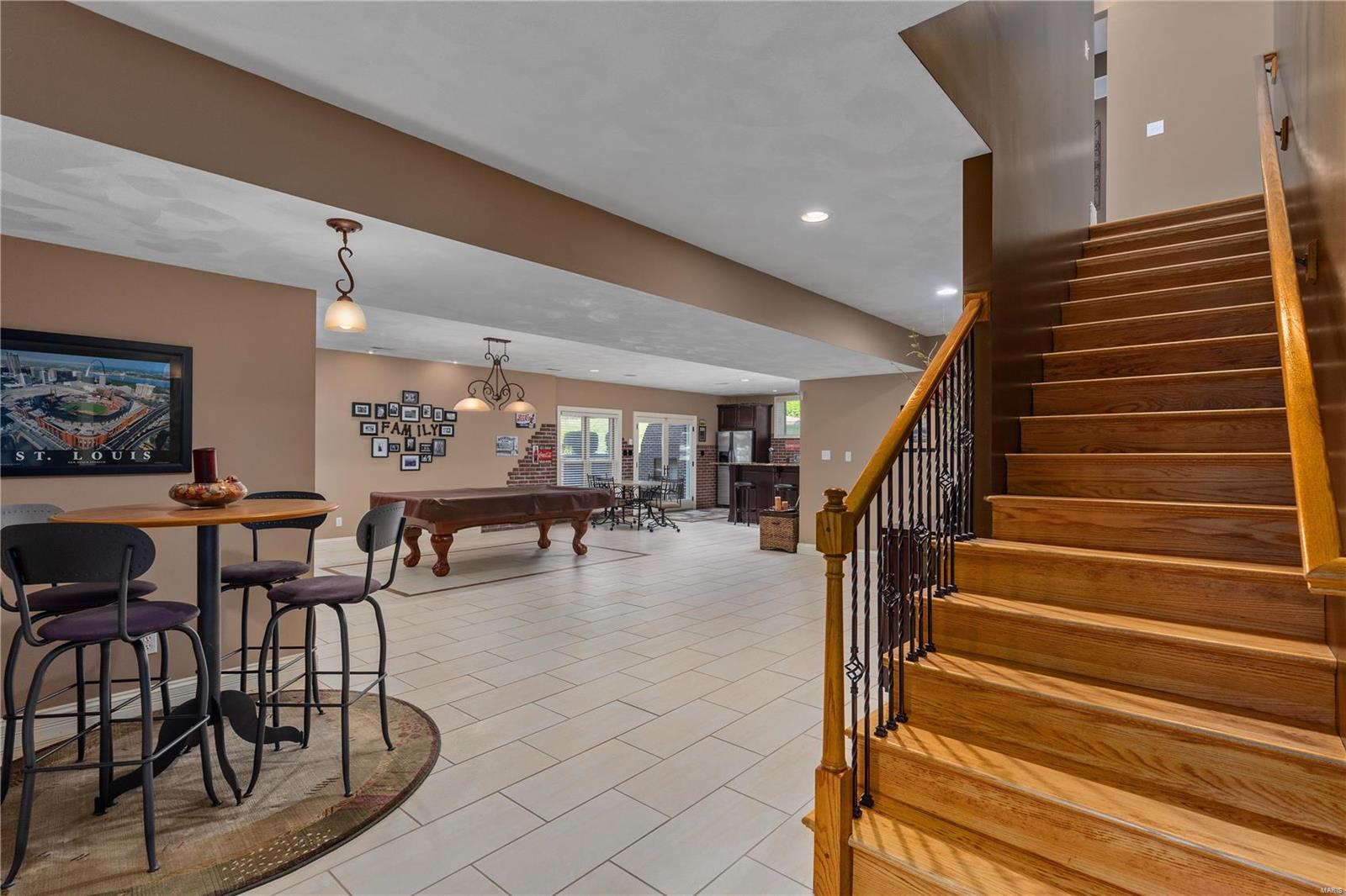Sunset Hills Estate - Residential