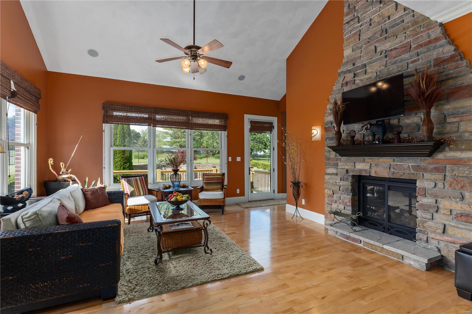 Sunset Hills Estate - Residential