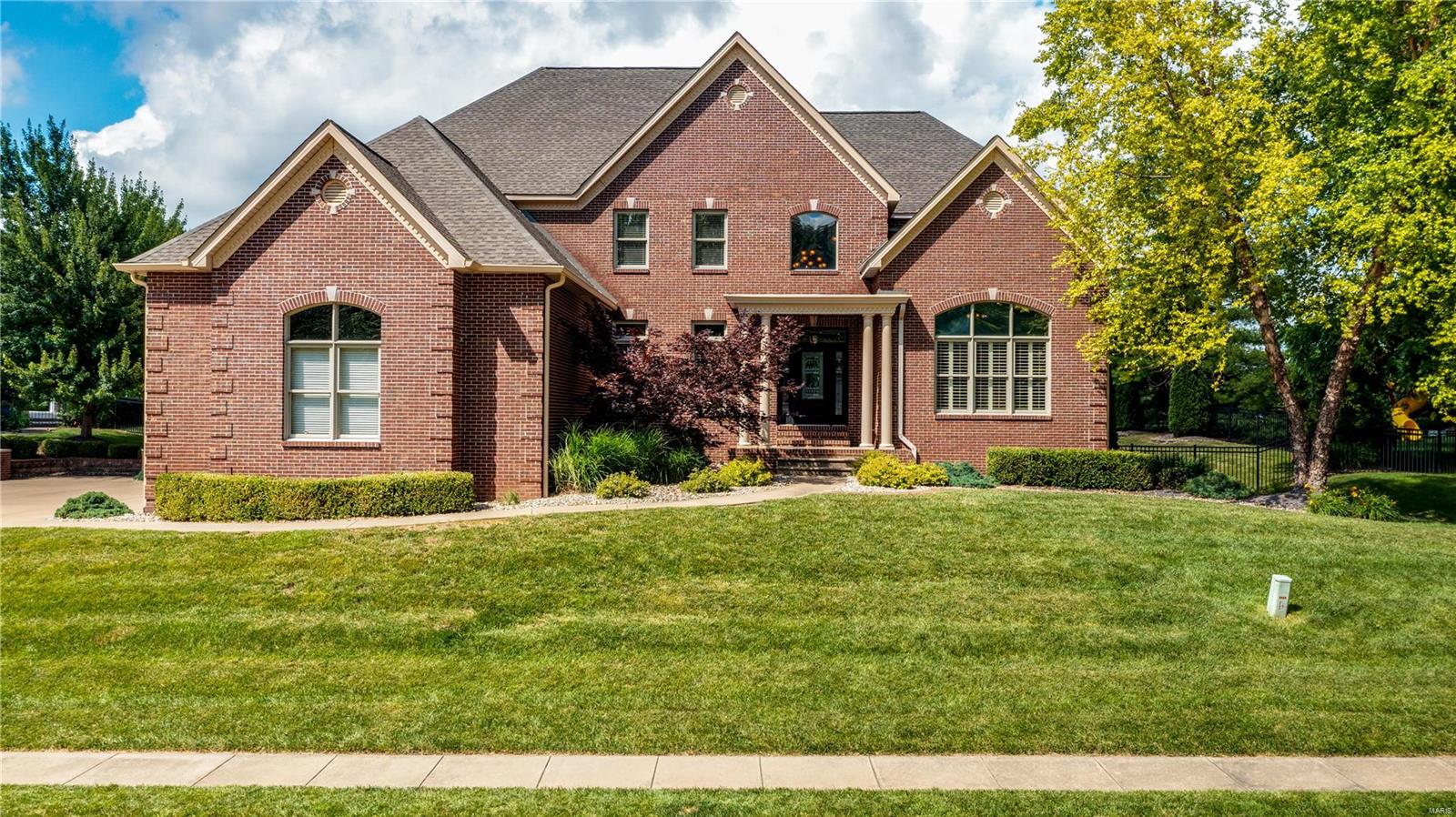 Sunset Hills Estate - Residential