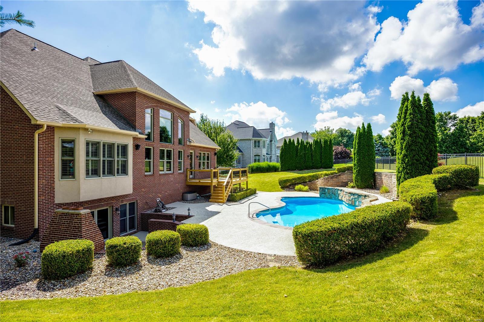 Sunset Hills Estate - Residential