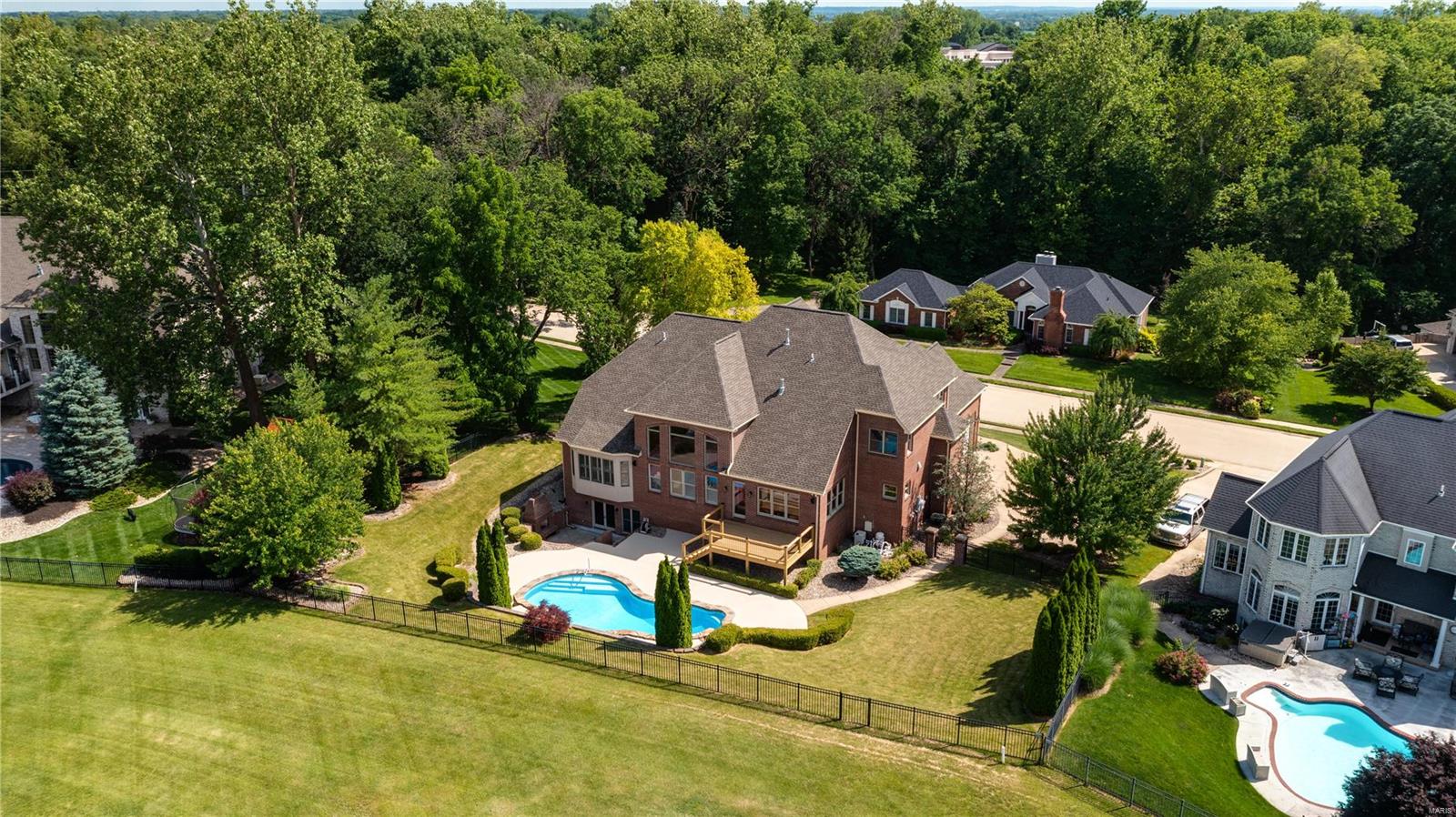 Sunset Hills Estate - Residential