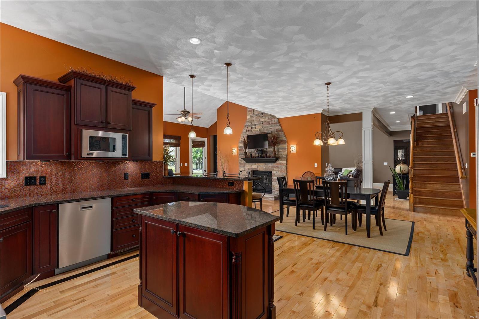 Sunset Hills Estate - Residential