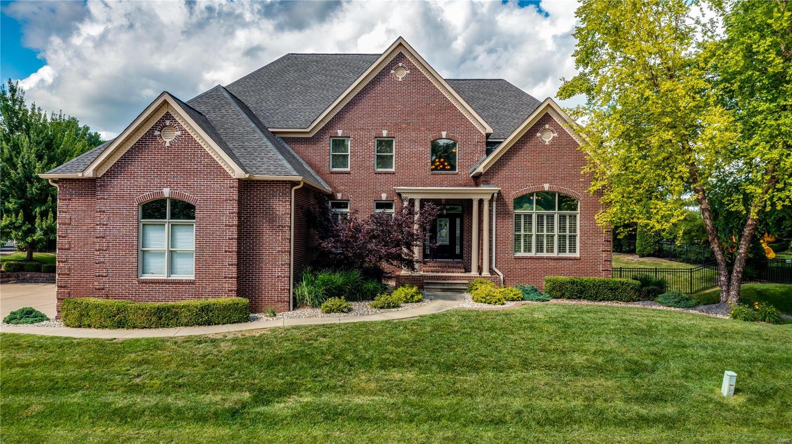Sunset Hills Estate - Residential