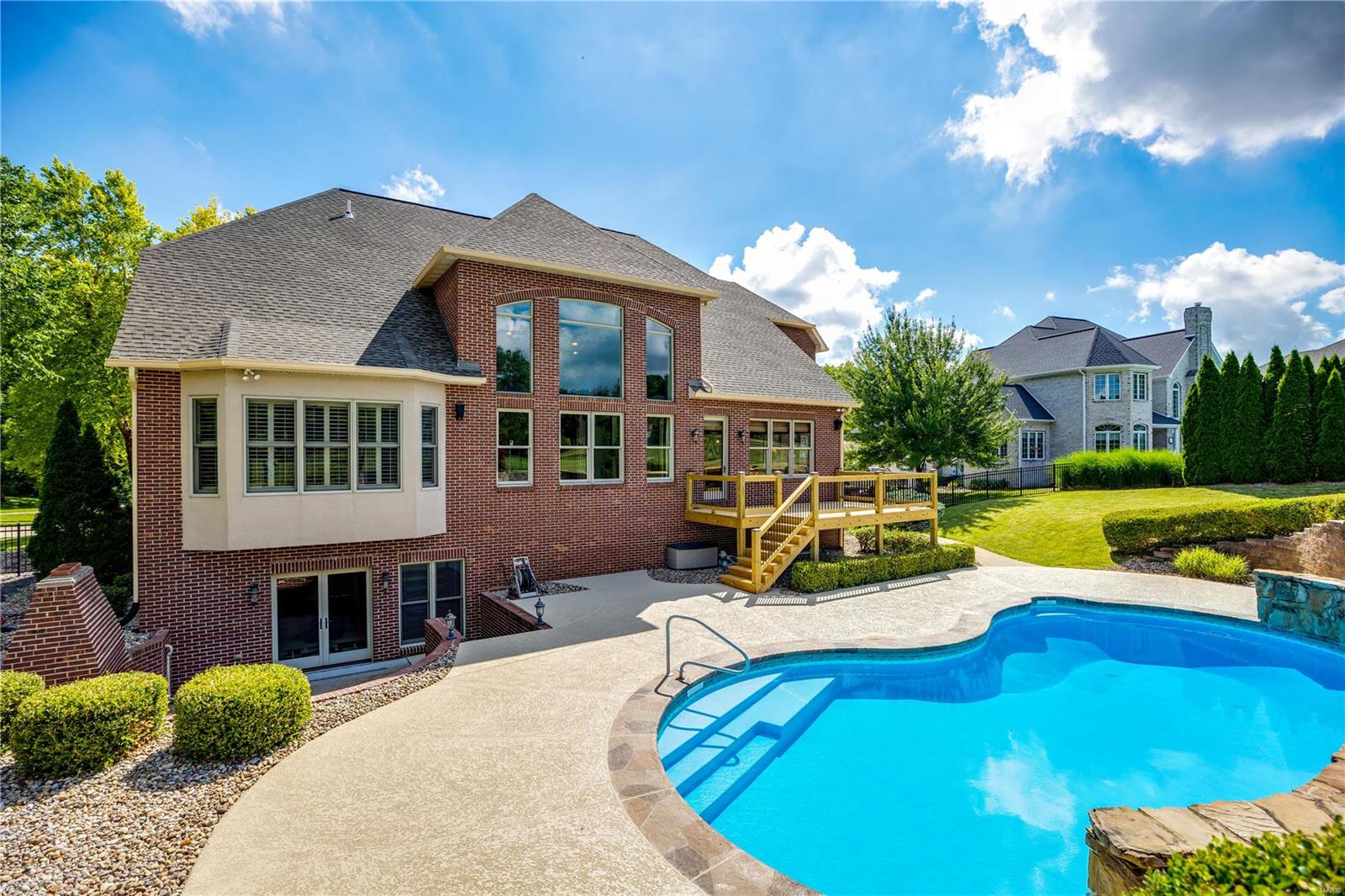 Sunset Hills Estate - Residential