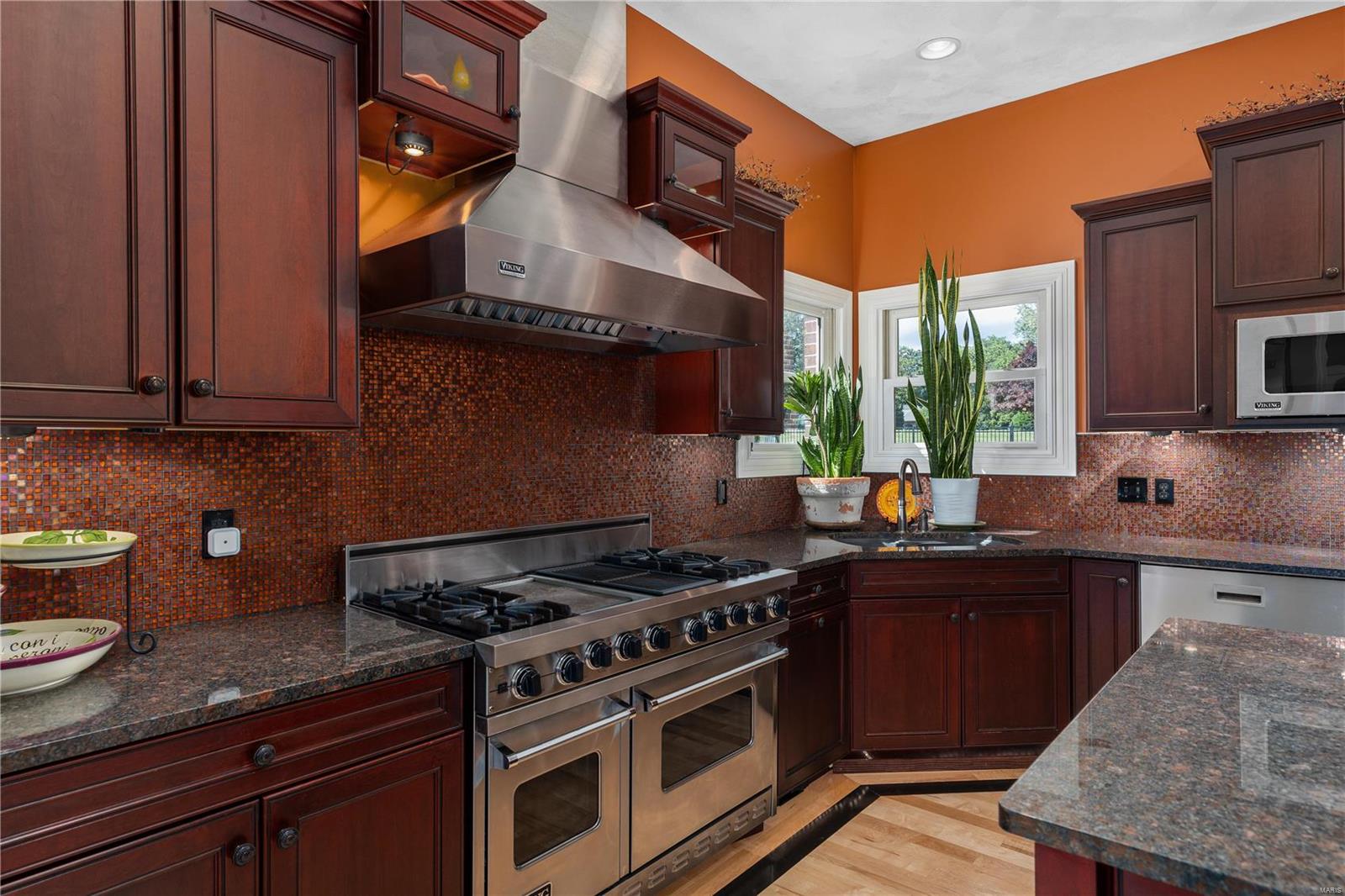 Sunset Hills Estate - Residential