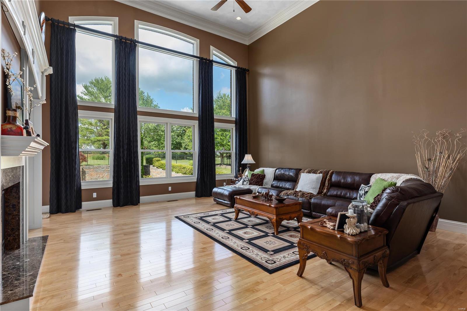 Sunset Hills Estate - Residential
