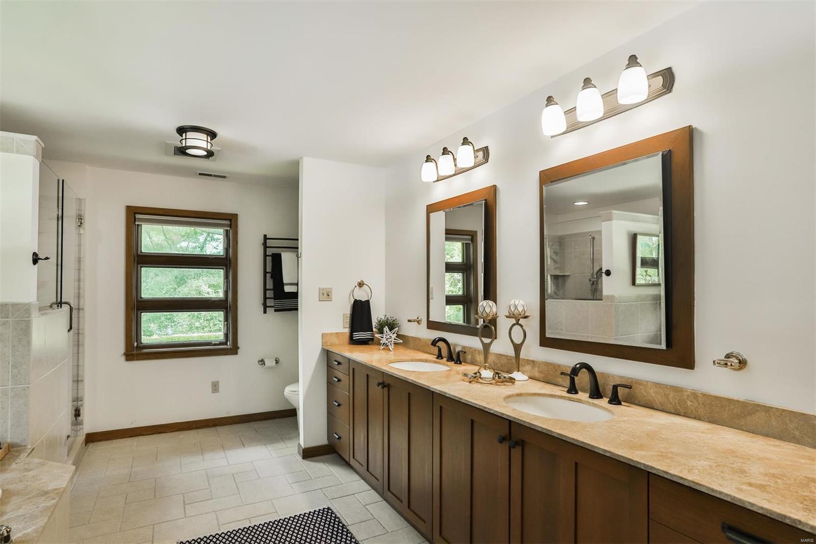 Oak Park Estates 2 - Residential