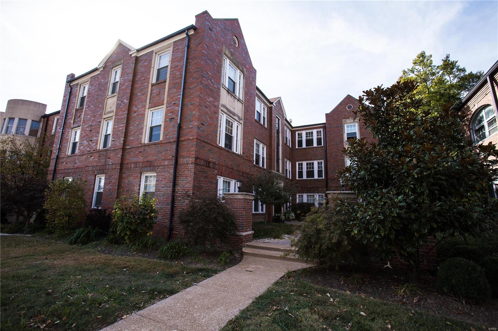 Davis Place - Residential Income
