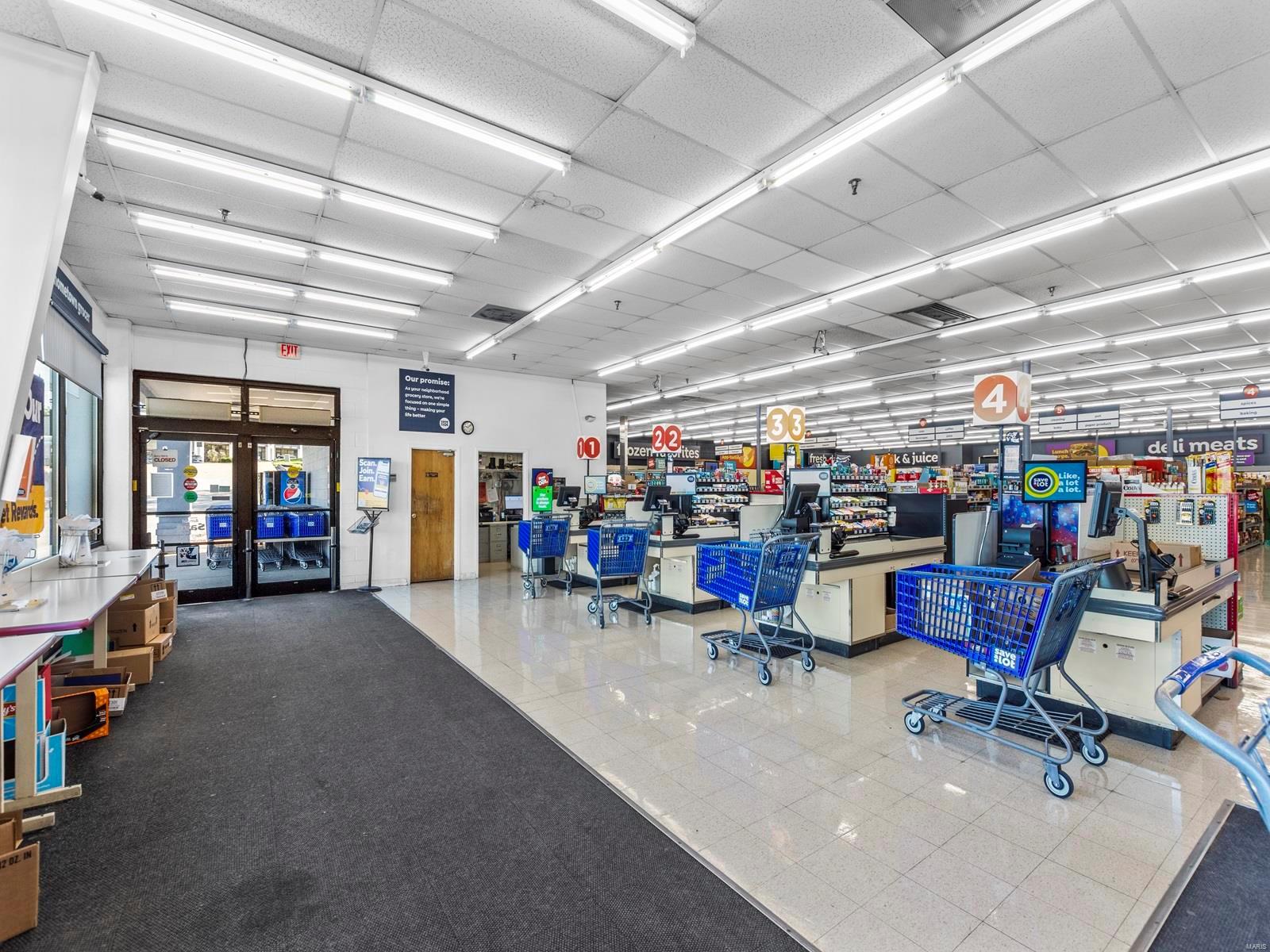 Richardson Square 03 - Commercial Sale