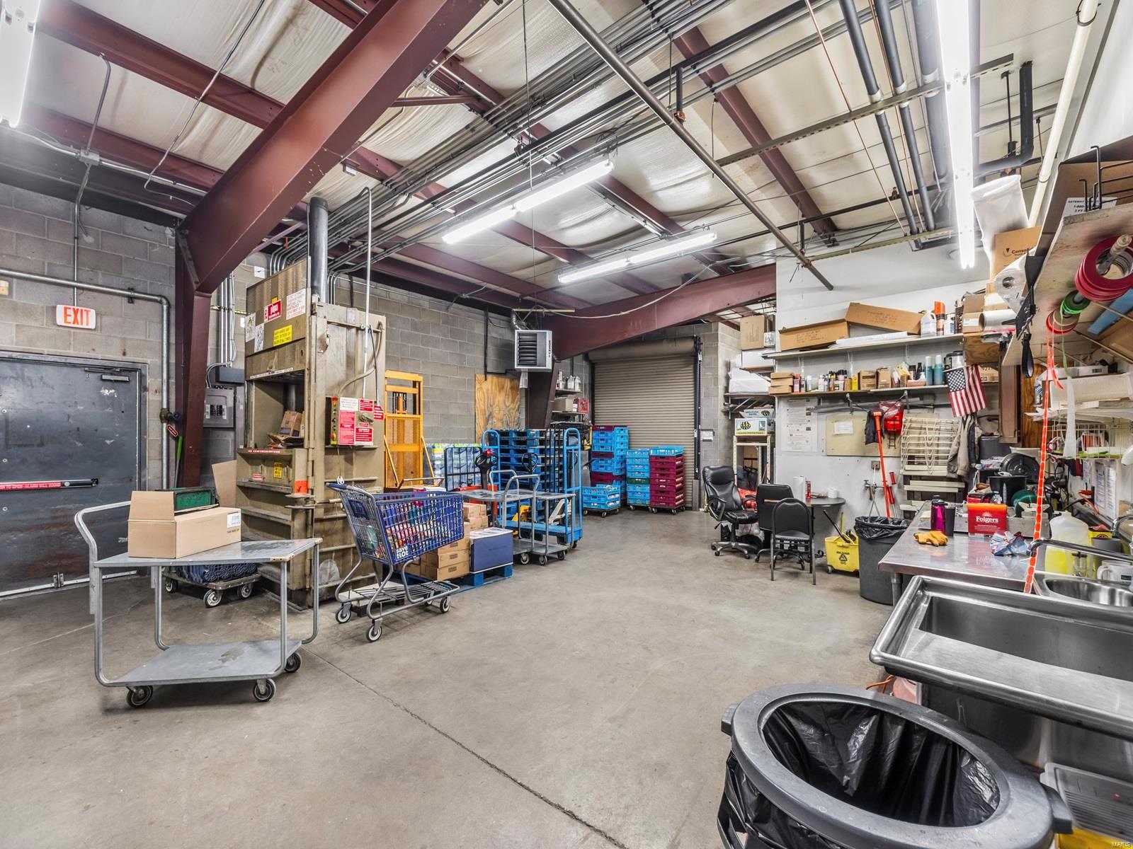 Richardson Square 03 - Commercial Sale
