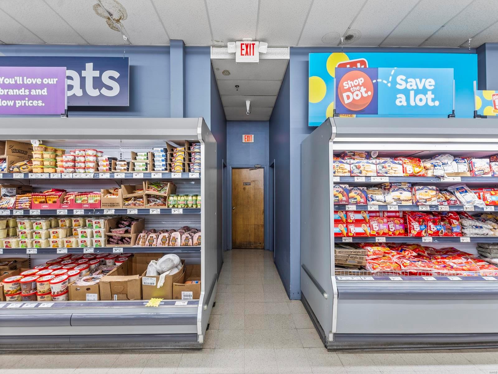 Richardson Square 03 - Commercial Sale