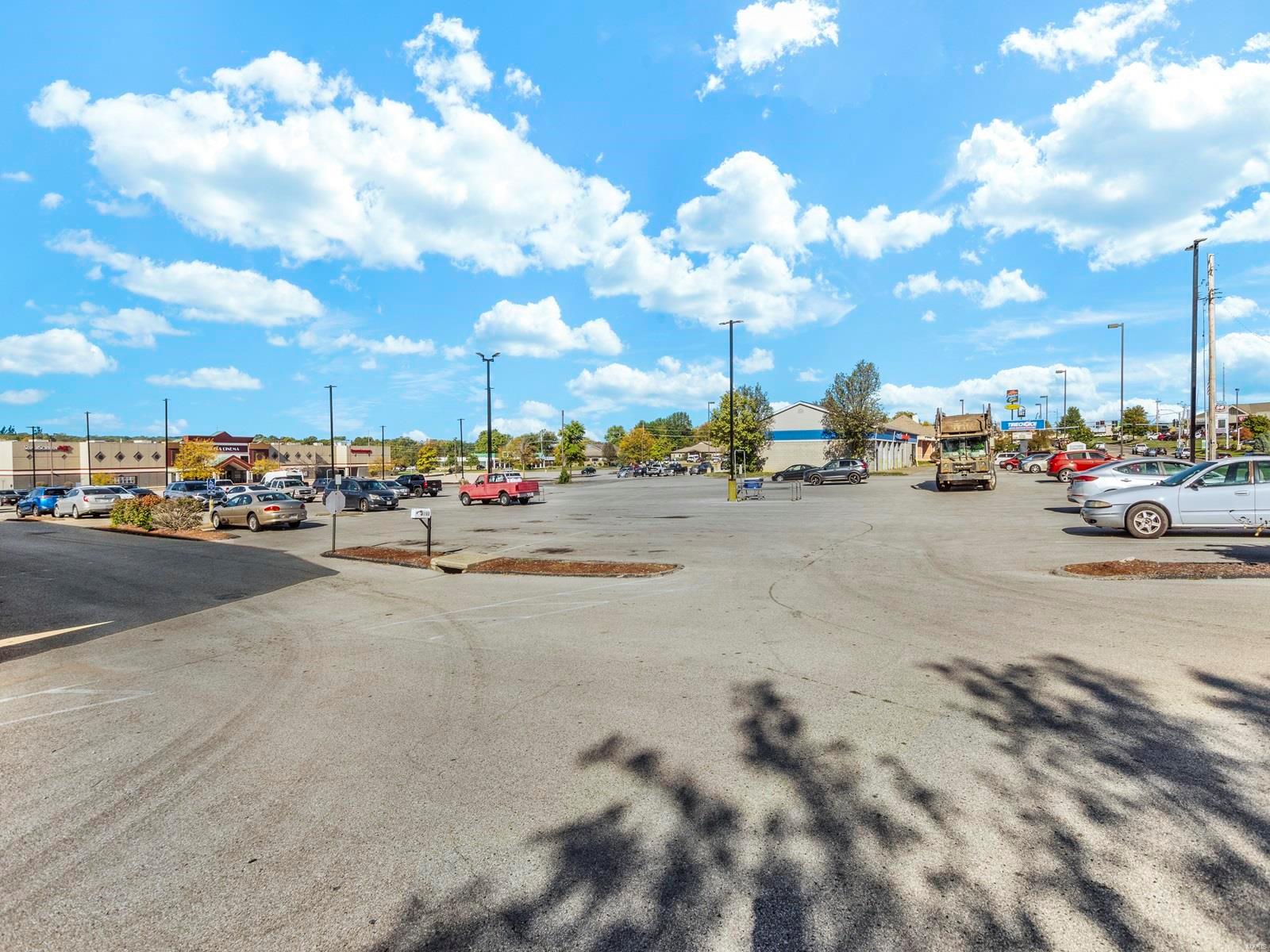 Richardson Square 03 - Commercial Sale