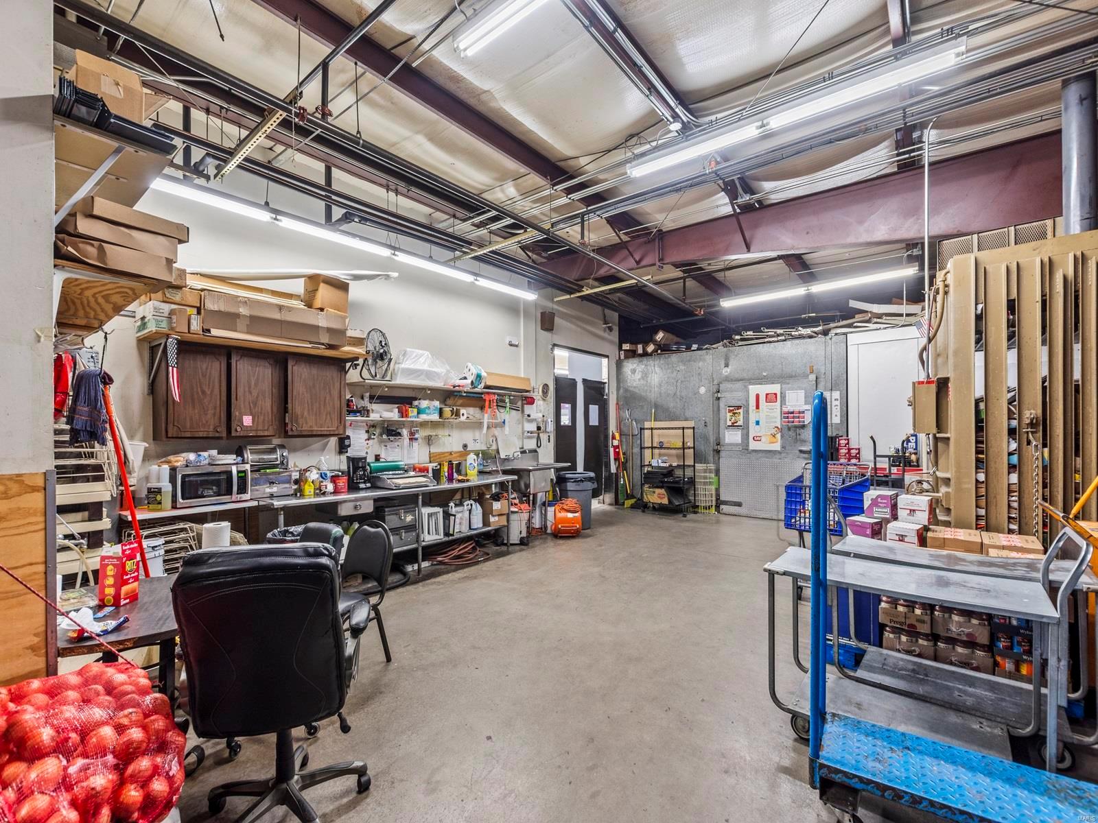Richardson Square 03 - Commercial Sale