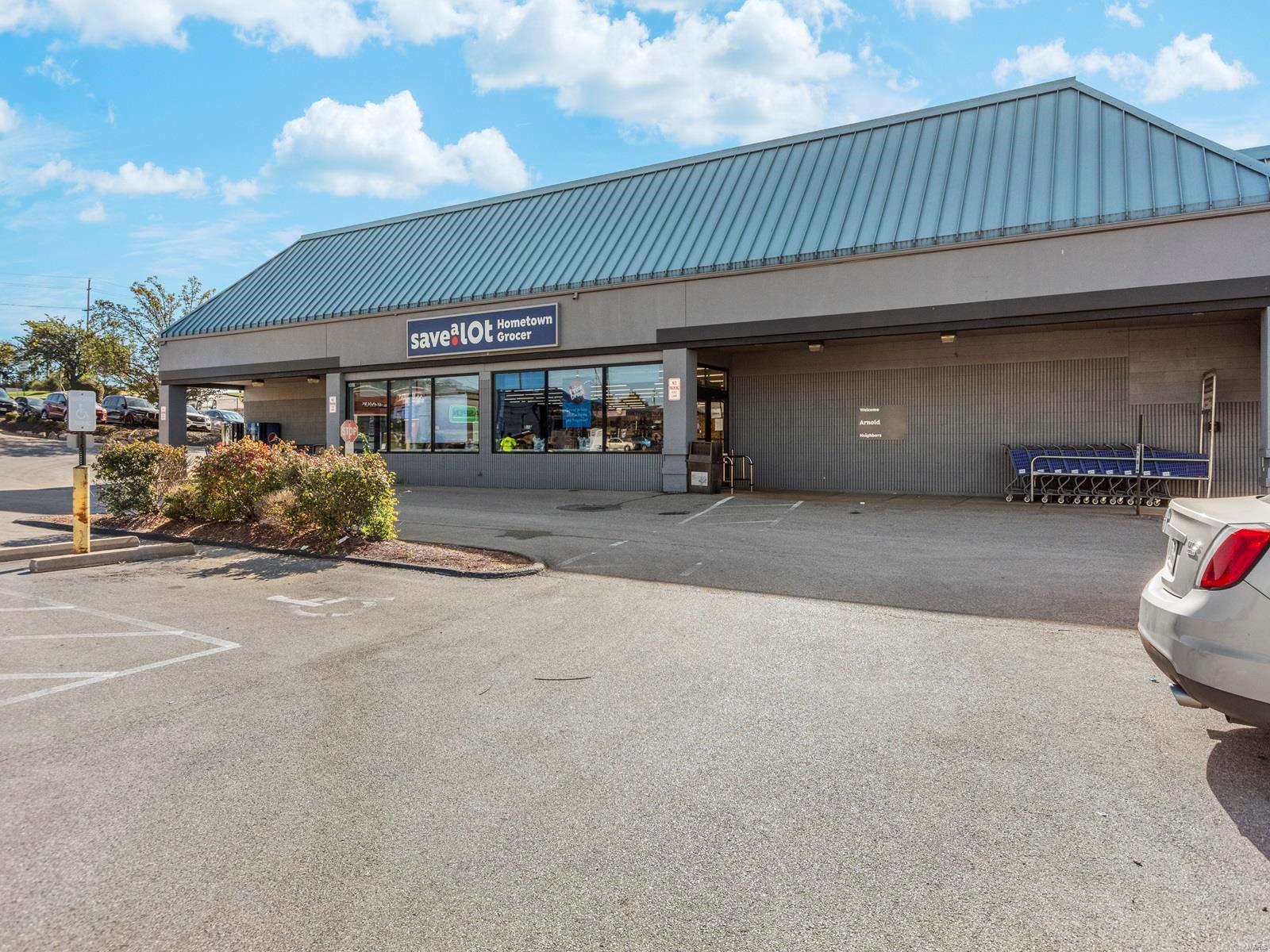 Richardson Square 03 - Commercial Sale