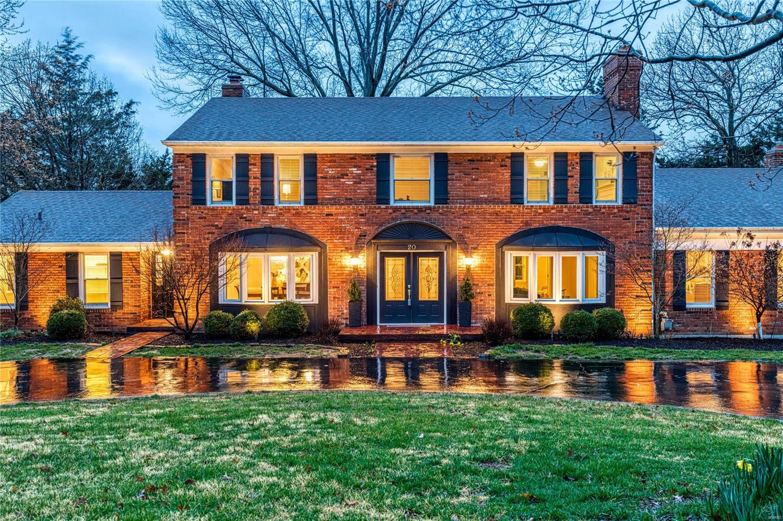 OPEN HOUSE SUN 3/28 1-3 PM Impressive 2-story home with nearly 6,000 sf of living space in the heart of Town and Country will wow even the most meticulous buyer. Sitting on an oversized lot at almost 2 acres, this property commands the cul-de-sac with striking curb appeal. Entry foyer flows into open main level floor plan w/ gorgeous hardwood floors in formal living, separate dining, family den, additional large seating room, & main floor master w/ stunning updated master bath – boasting heating marble floors, modern soaking tub, quartz counters & more. Dramatic, updated, eat-in kitchen rounds out the main floor featuring signature cabinetry, center island, quartz counters, custom backsplash, new SS appliances & more. 2nd level includes 4 sizeable bedrooms w/ option for 2nd master suite w/ updated full bathroom. Main floor and 2nd floor laundry, fully finished lower level, updated landscaping, deck & screened-in porch make living & entertaining in this home a dream.