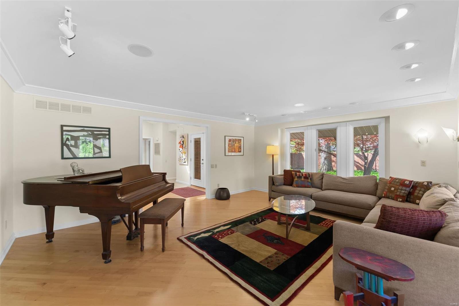 Ladue Spoede Estates - Residential