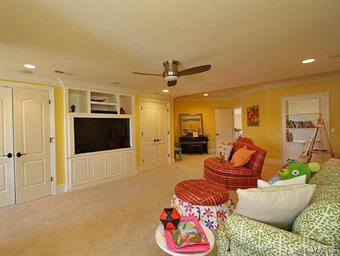 THE LANDINGS AT FAR OAKS - Residential