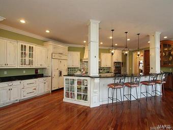 THE LANDINGS AT FAR OAKS - Residential