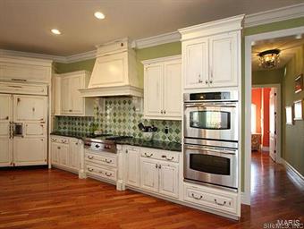 THE LANDINGS AT FAR OAKS - Residential