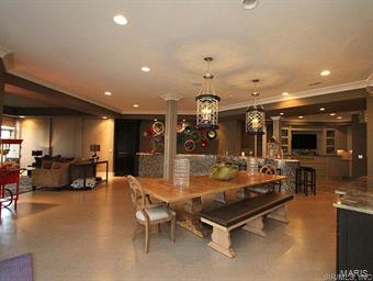 THE LANDINGS AT FAR OAKS - Residential