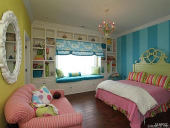 THE LANDINGS AT FAR OAKS - Residential