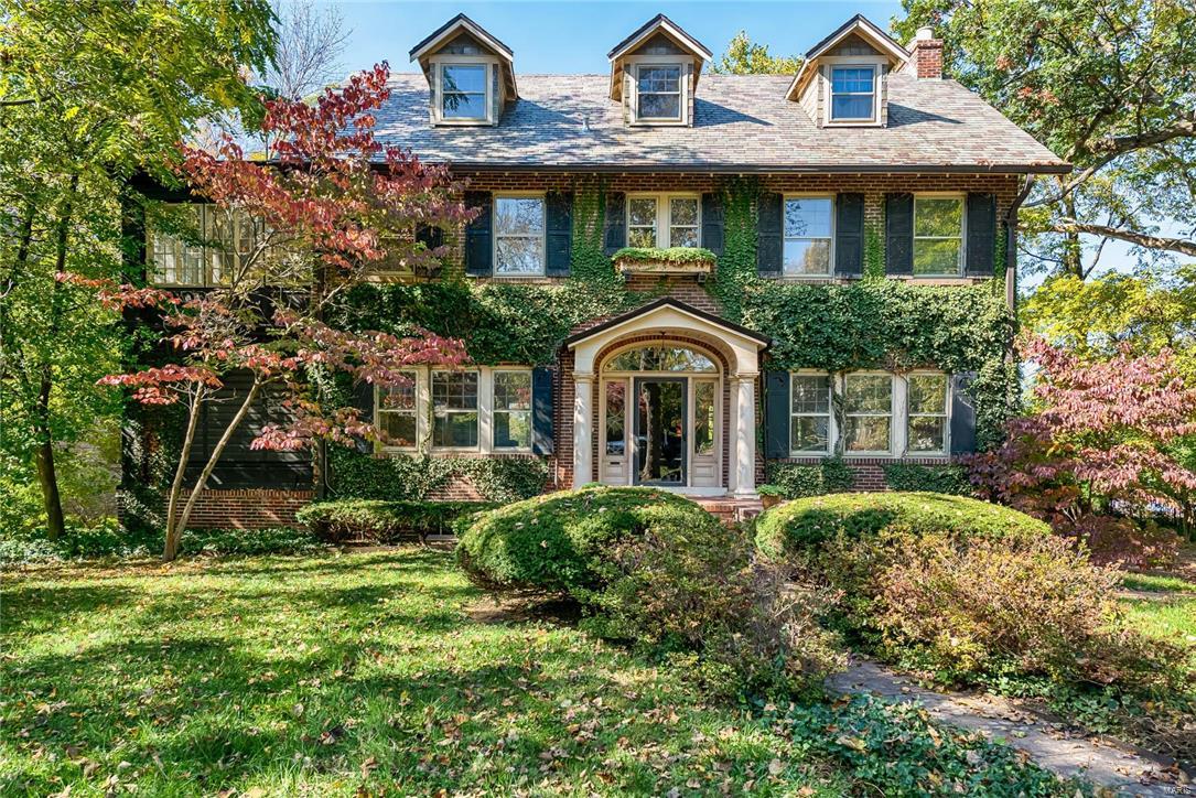 Country Club Place - Residential