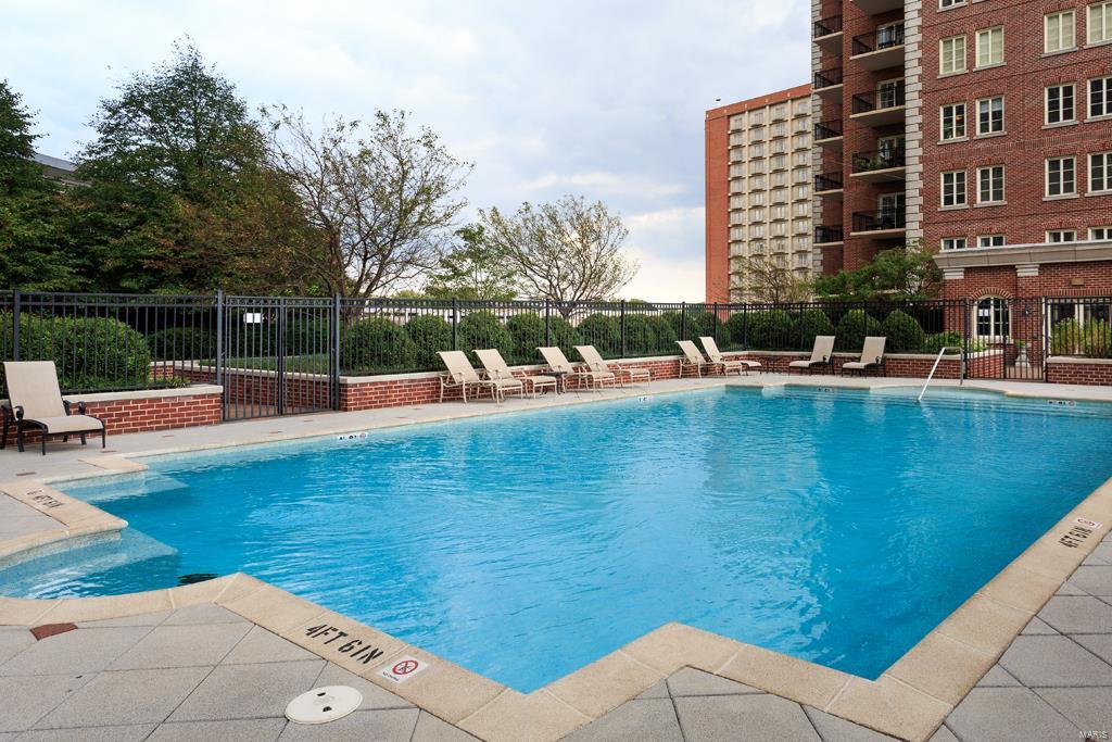 Plaza In Clayton A Condo The - Residential