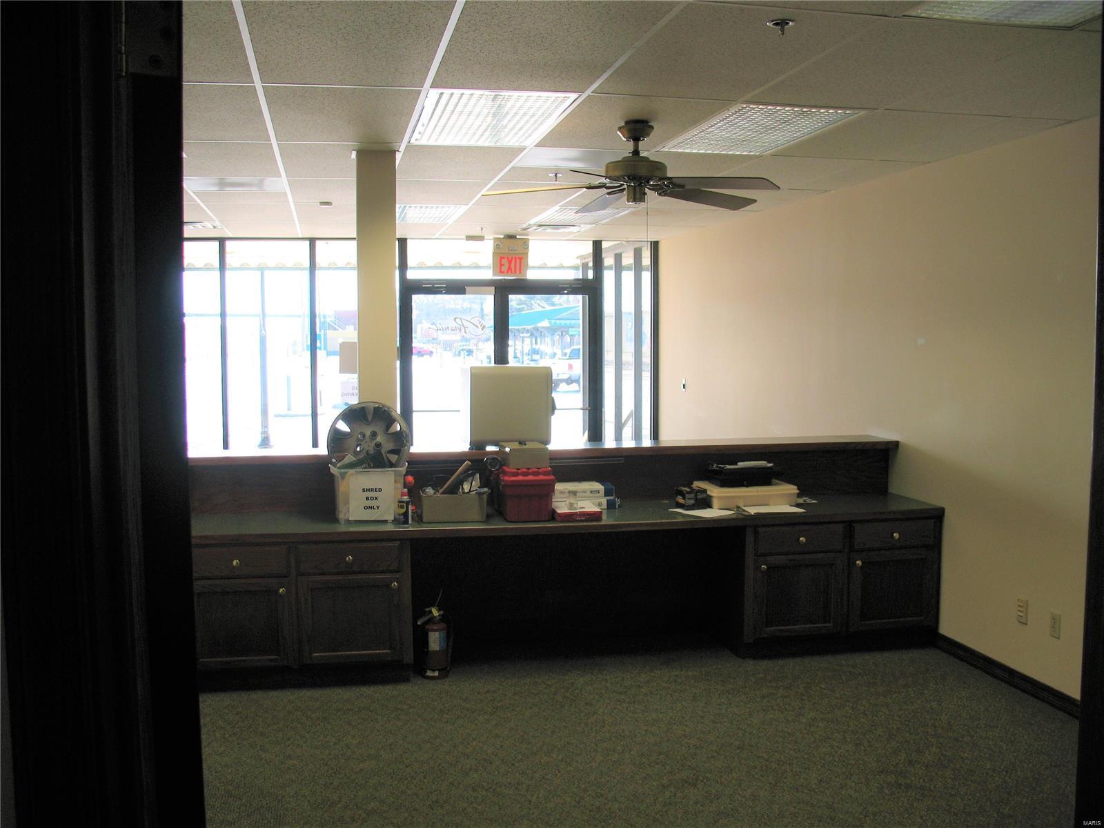 0000 - Commercial Sale
