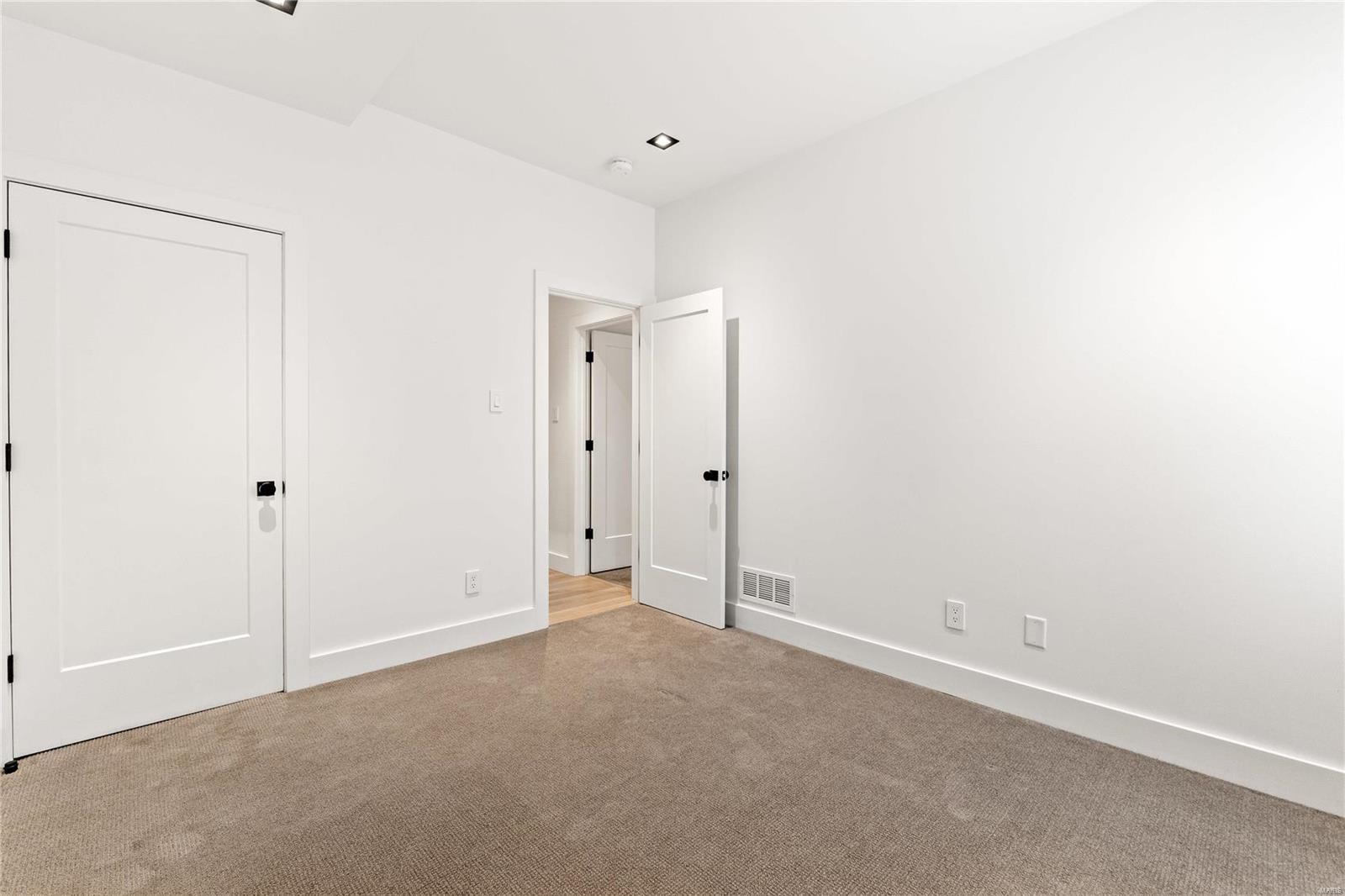 Pershing Place - Residential