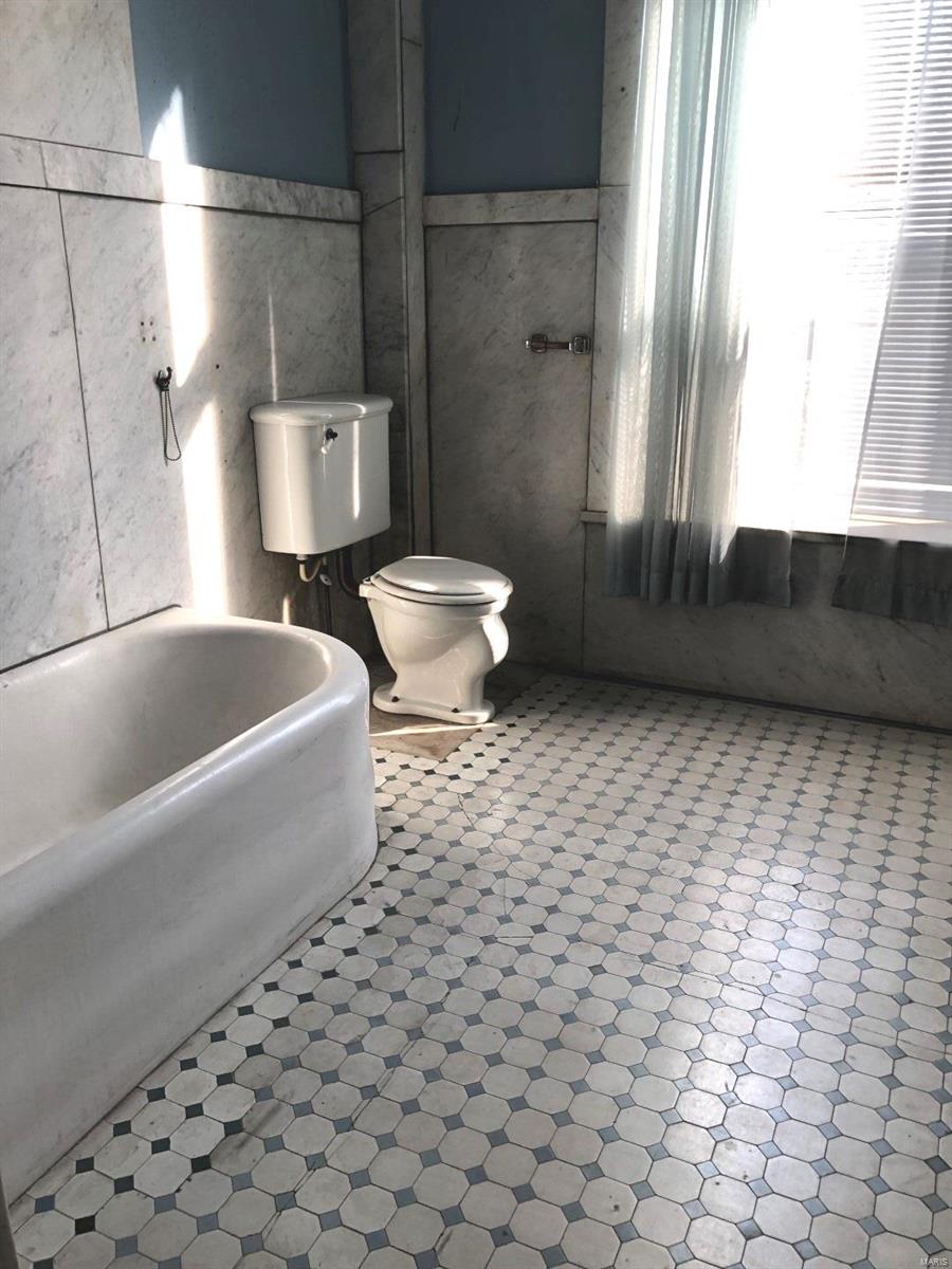 Lafayette Square - Residential