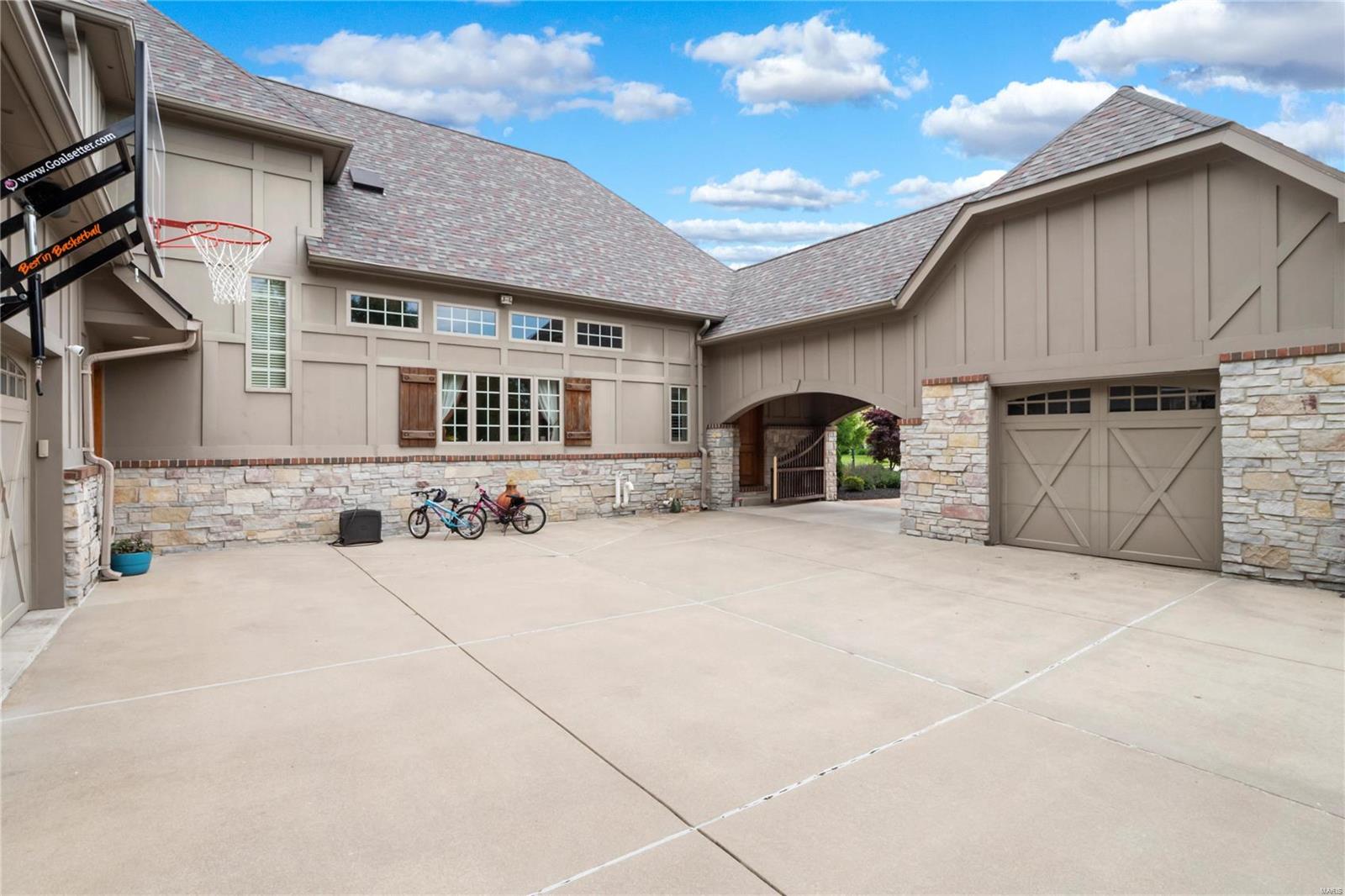 Stone Castle Estates - Residential
