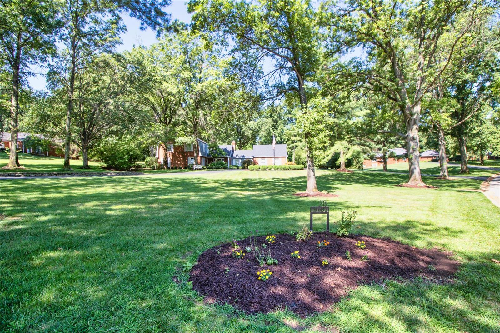 Bellerive Country Club Grounds - Residential